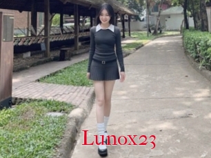 Lunox23