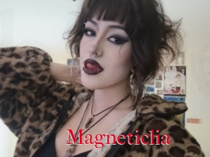 magneticlia Beurette nue