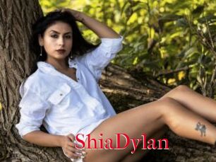 ShiaDylan Beurette nue