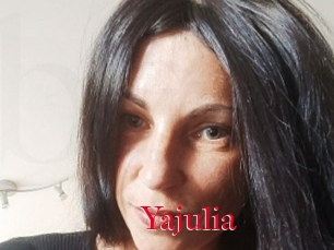 yajulia Beurette nue